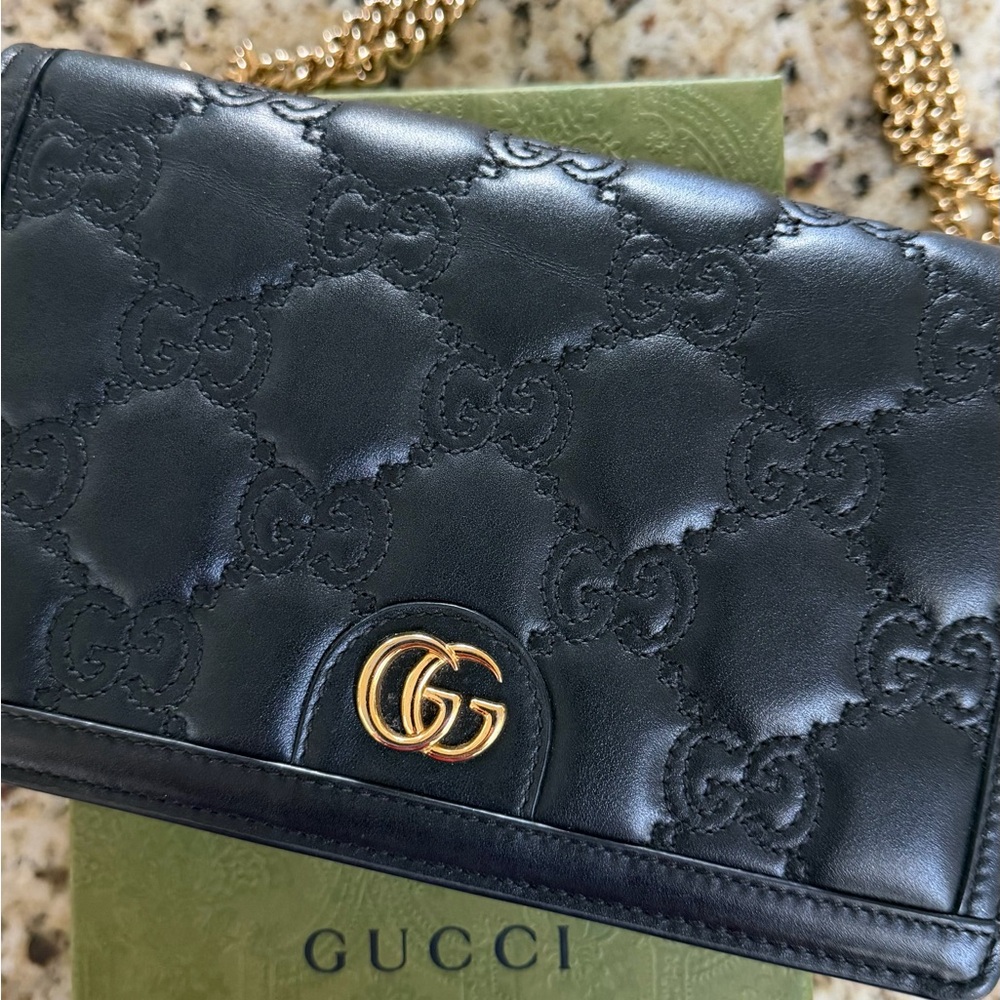 Gucci GG MATELASSÉ CHAIN WALLET * Authentic - Picture 2 of 12